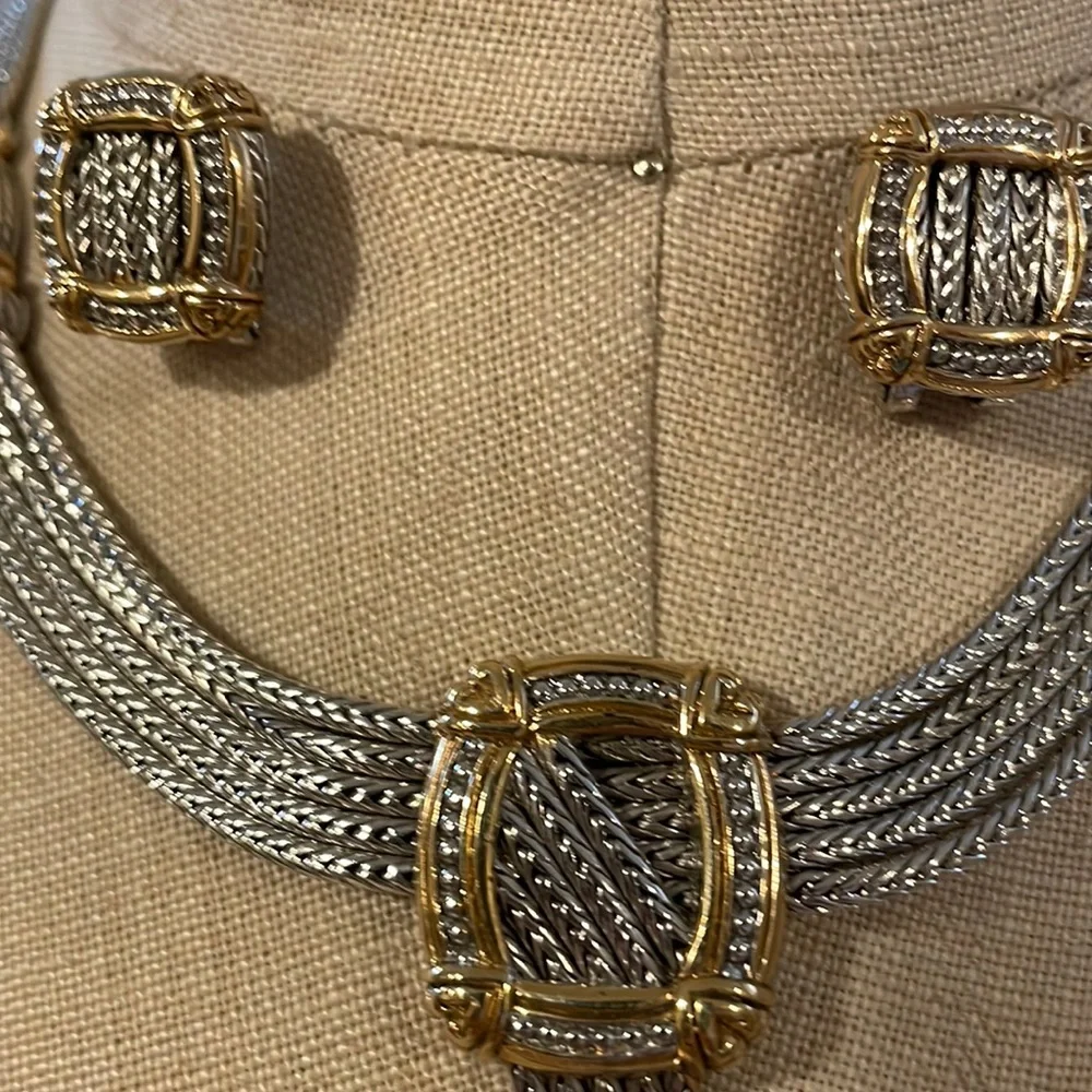 John Medeiros five strand two tone Necklace 16” and matching earrings - Picture 2 of 7